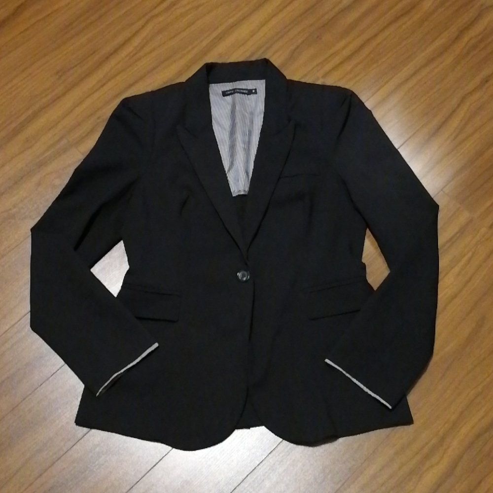 EUC Love Culture black blazer